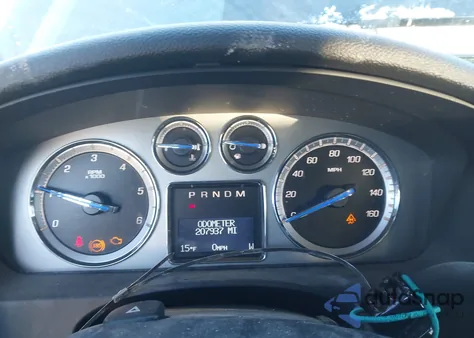 2010 Cadillac Escalade Premium from USA, damaged, VIN 1GYUKCEF1AR258108